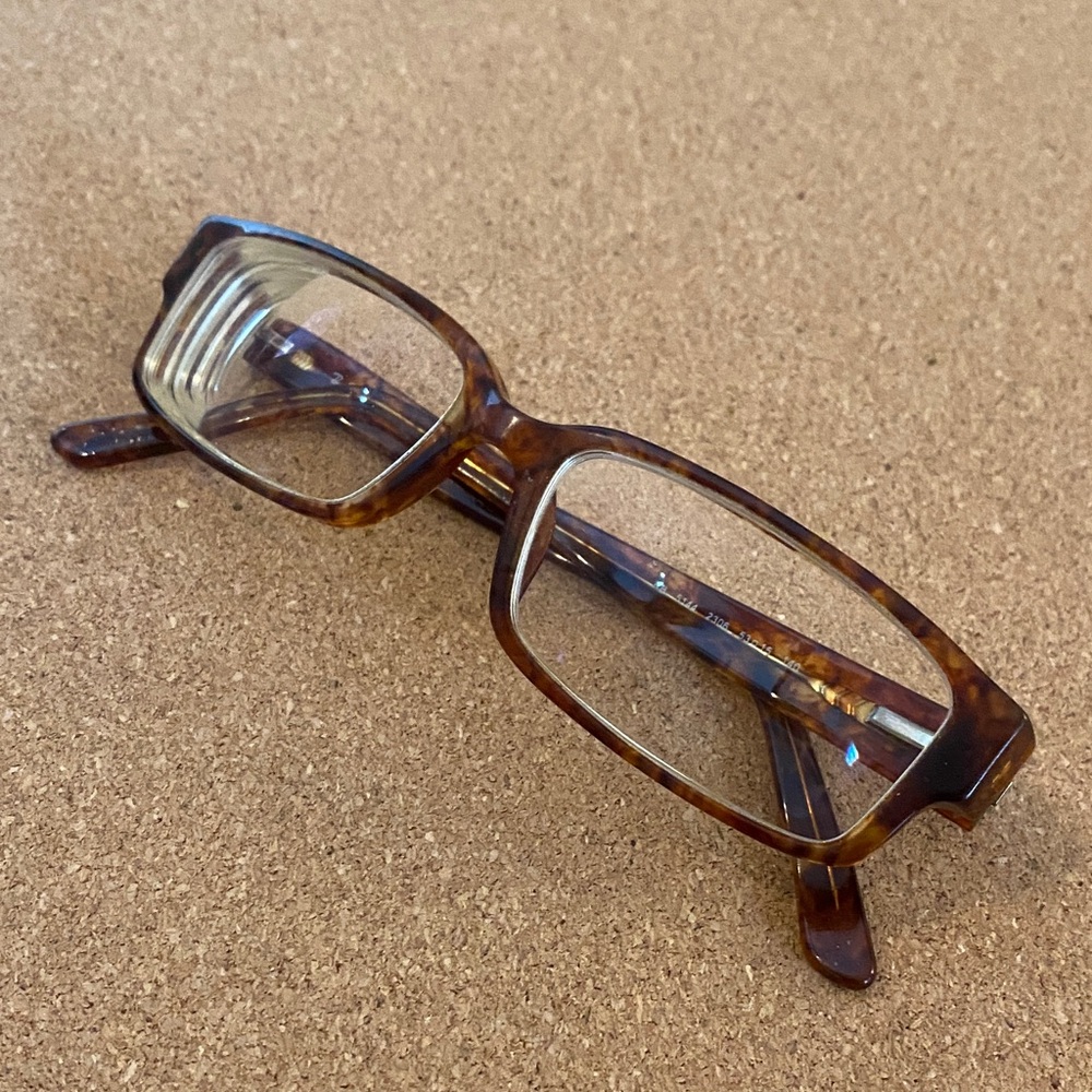 Ray-Ban Tortoiseshell Rectangular Glasses
